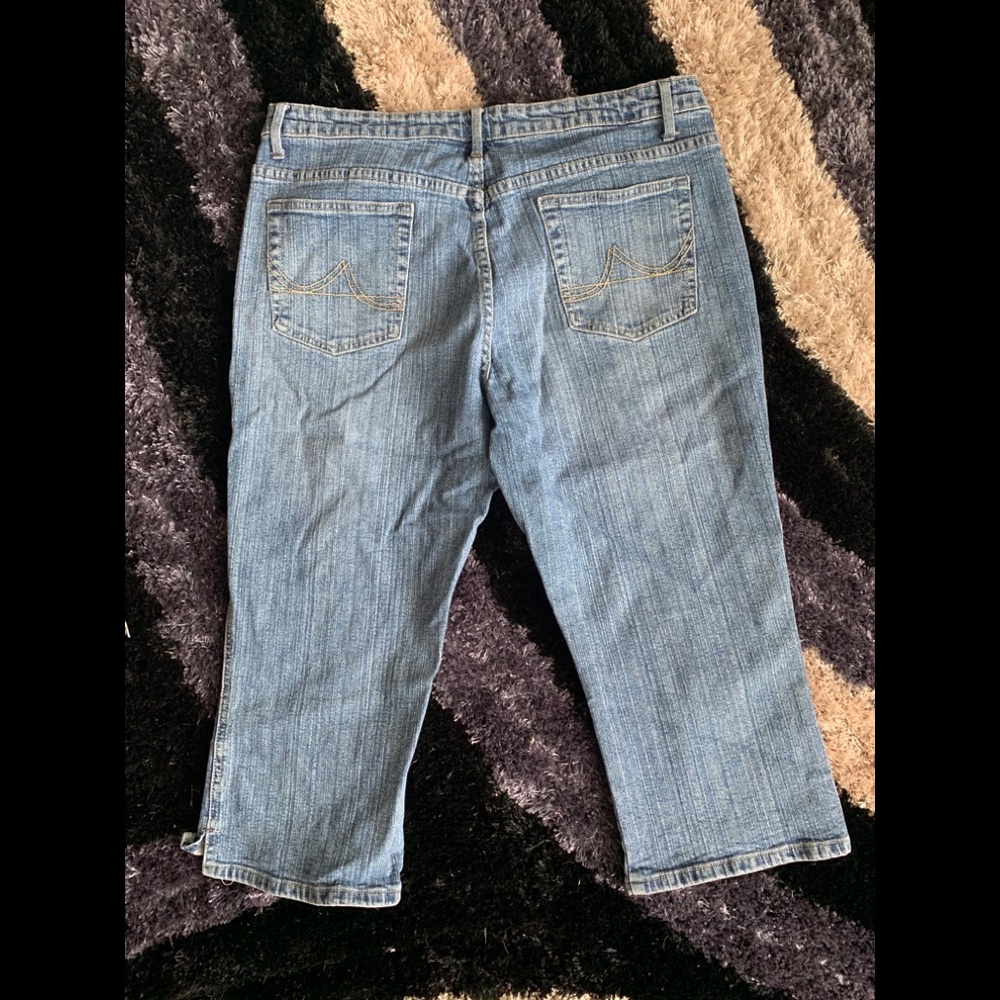 Capri Jeans